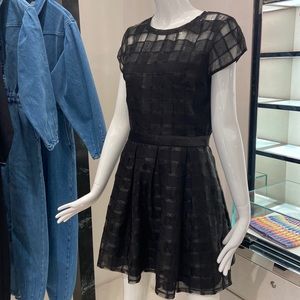 Perfect condition. Adorable cocktail dress